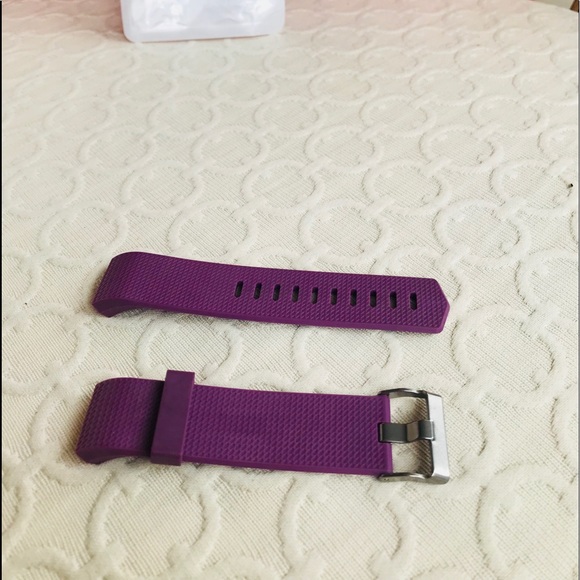 Fitbit Charge 2 Plum Classic Silicone Band - Picture 6 of 7